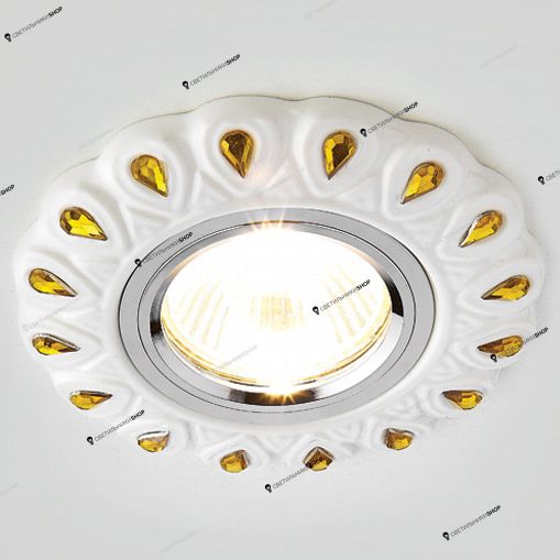 Точечный светильник Ambrella Light D5540 W/YL